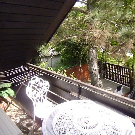Garden Etterem Kavezo Es Panzio Tahitófalu Buitenkant foto